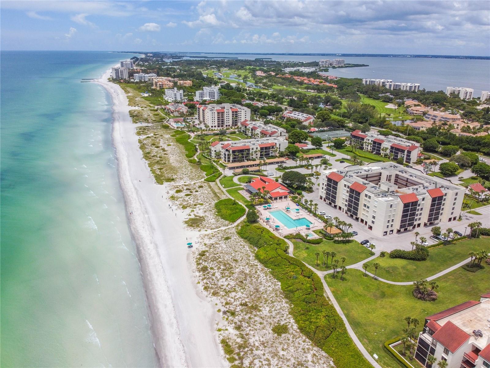 Image 52 of 67 For 2089 Gulf Of Mexico Drive G1-205