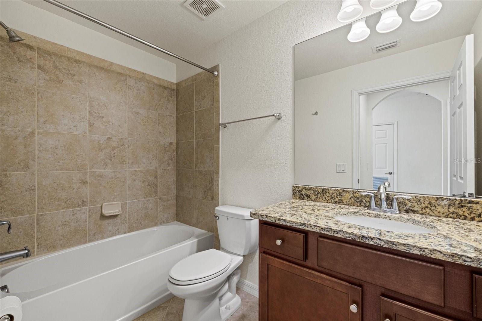 Image 11 of 44 For 16904 Vardon Terrace 102