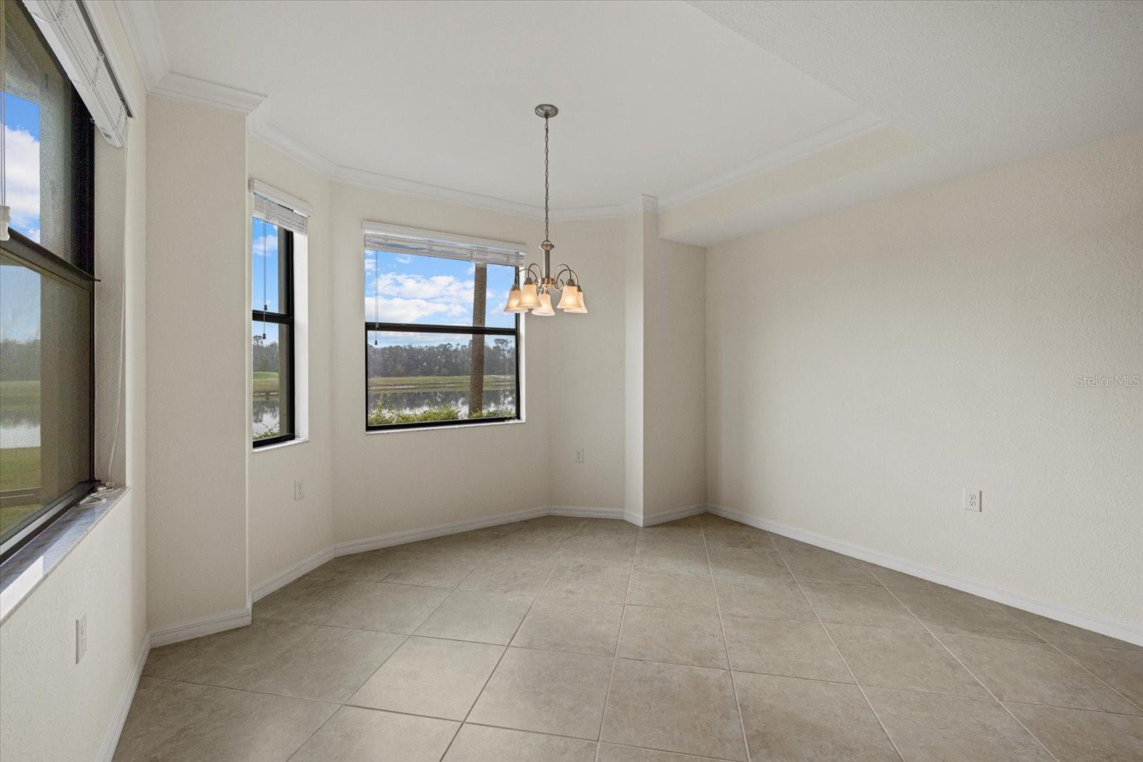 Image 20 of 44 For 16904 Vardon Terrace 102