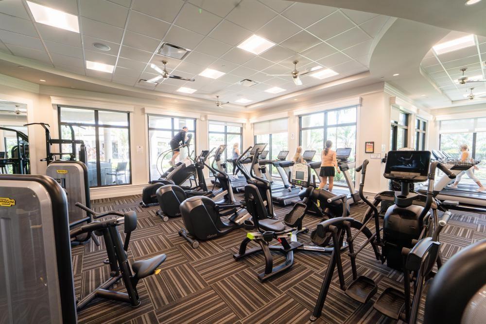Image 37 of 44 For 16904 Vardon Terrace 102