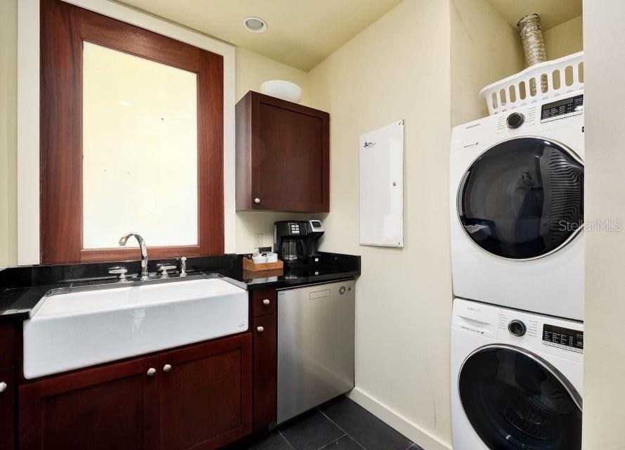 Image 8 of 22 For 29 Goldenrod Cir  401