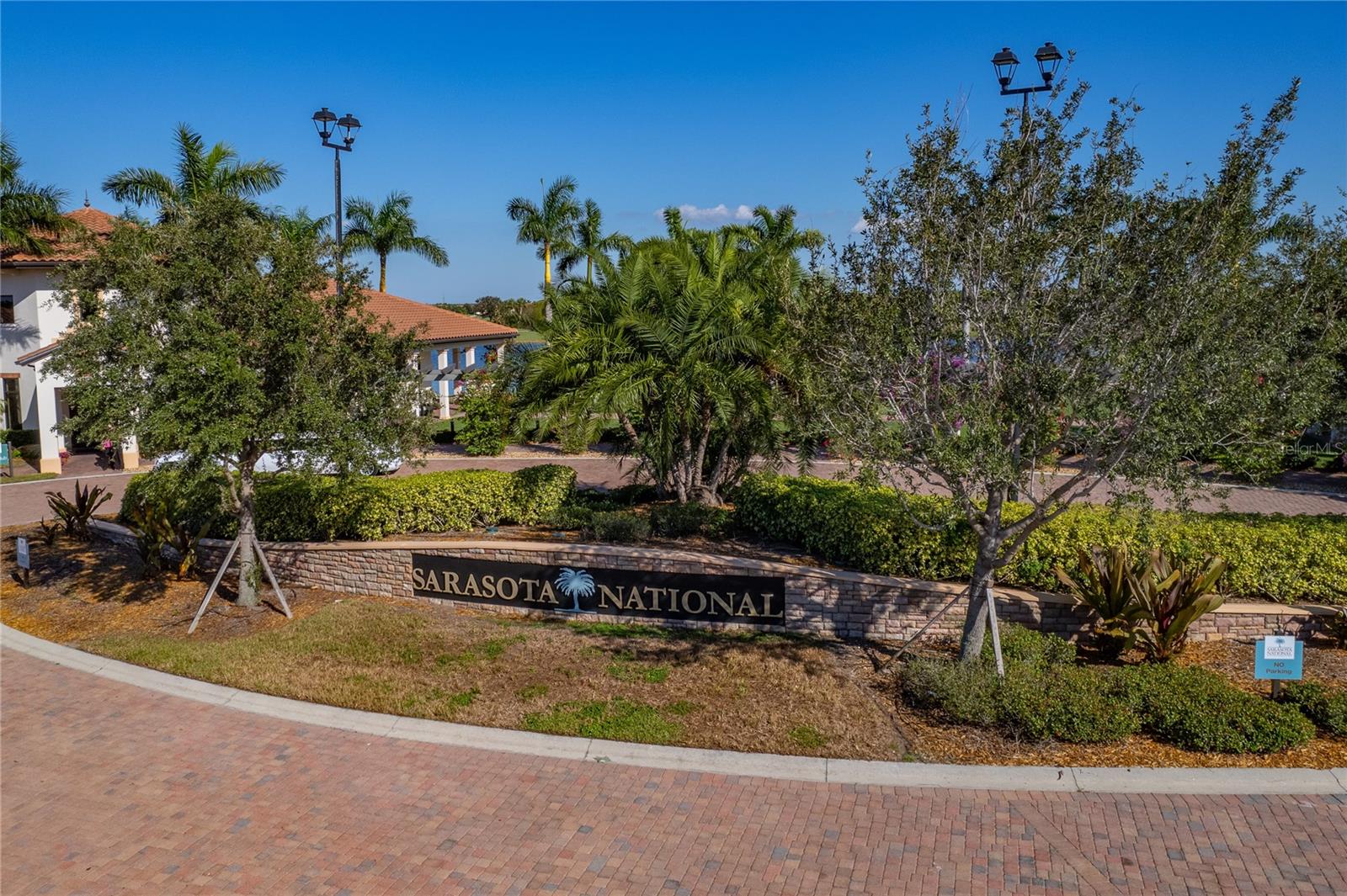 Image 41 of 67 For 23189 Banbury Way 203