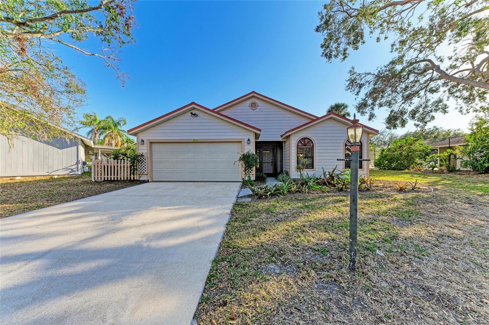 Details for 4920 82nd Place E, SARASOTA, FL 34243