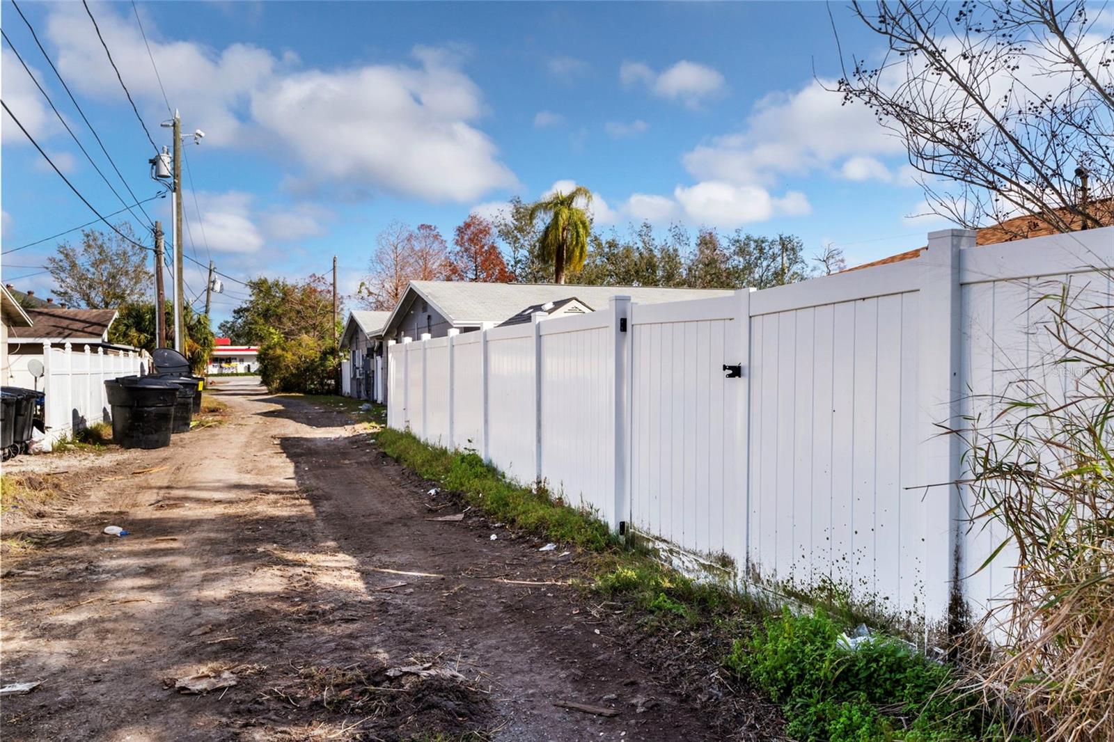 Image 25 of 33 For 445 88th Avenue N