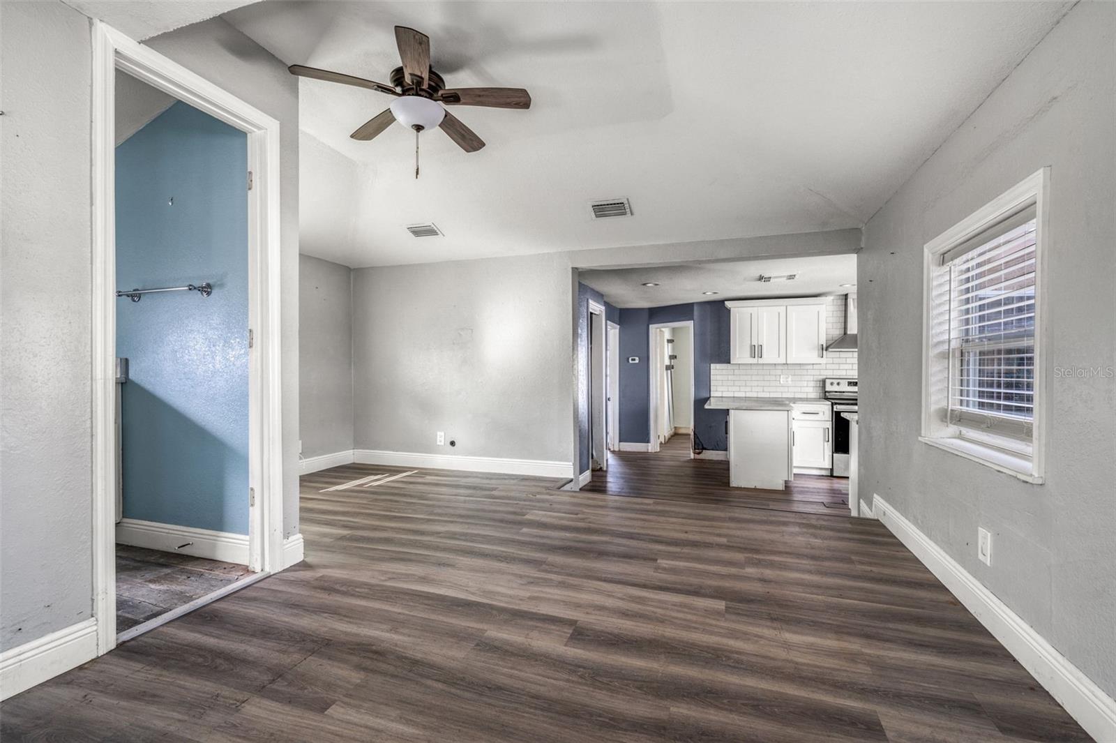Image 5 of 33 For 445 88th Avenue N