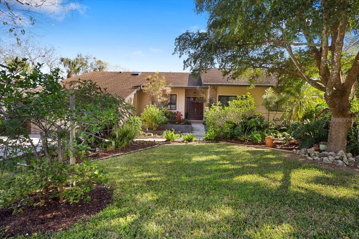 Details for 1529 Oak Way, SARASOTA, FL 34232