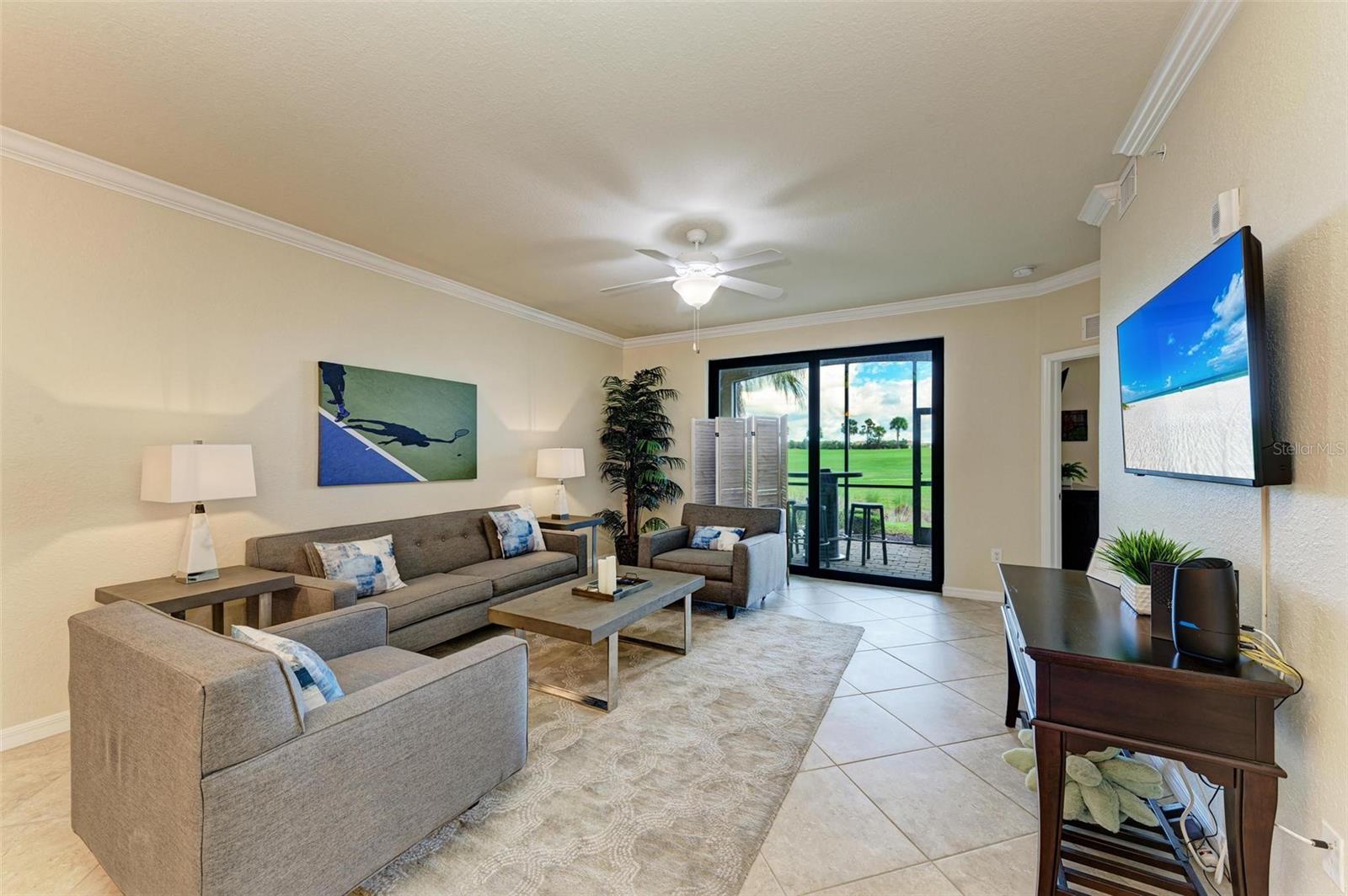 Image 12 of 45 For 5518 Palmer Circle 106