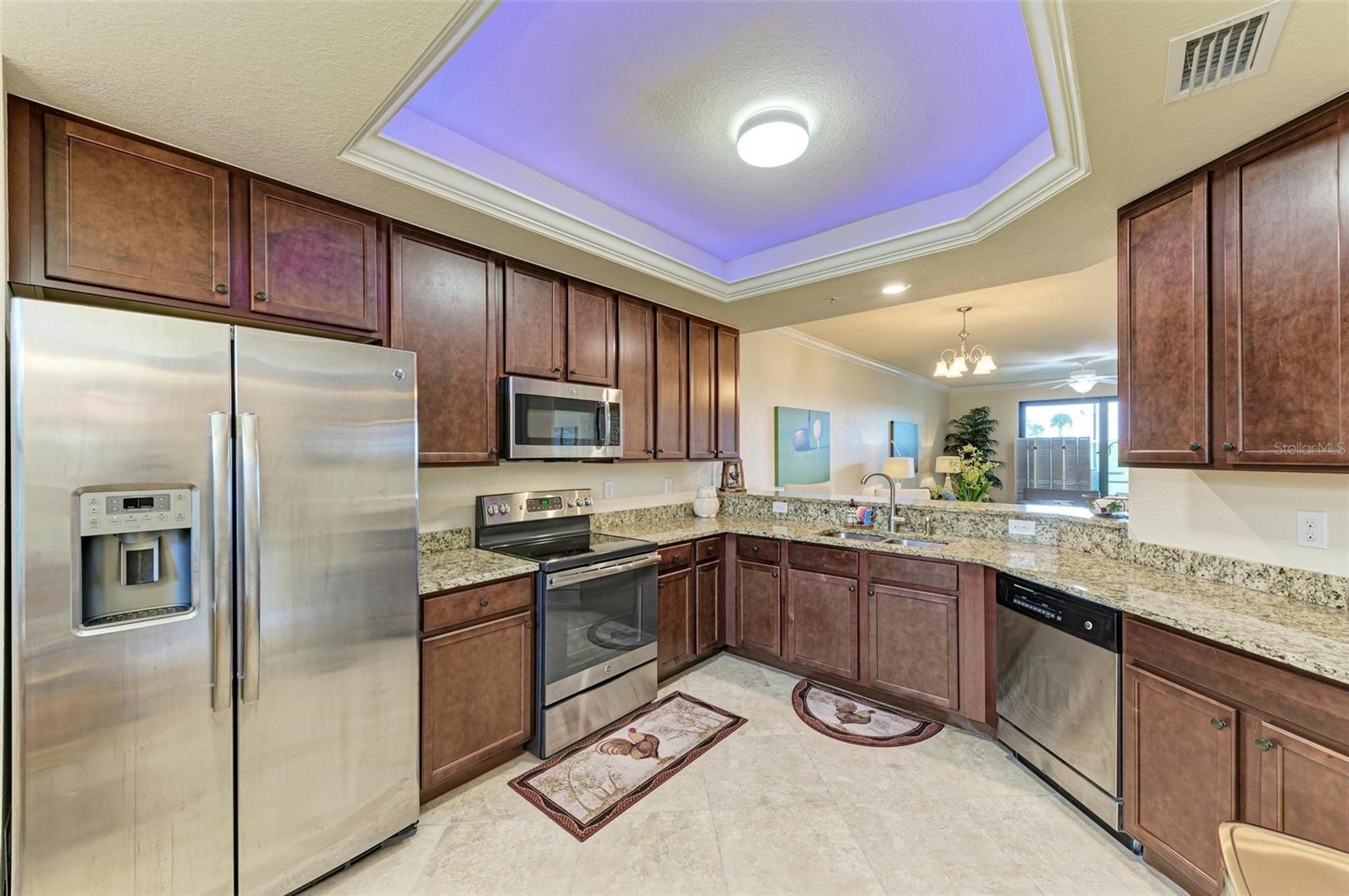 Image 16 of 45 For 5518 Palmer Circle 106