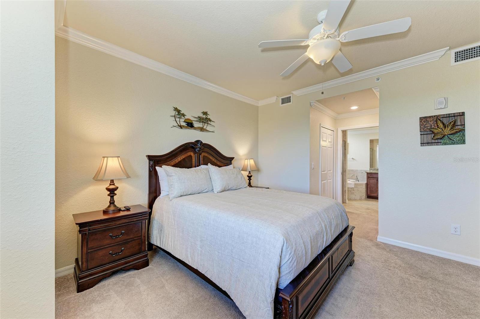 Image 23 of 45 For 5518 Palmer Circle 106