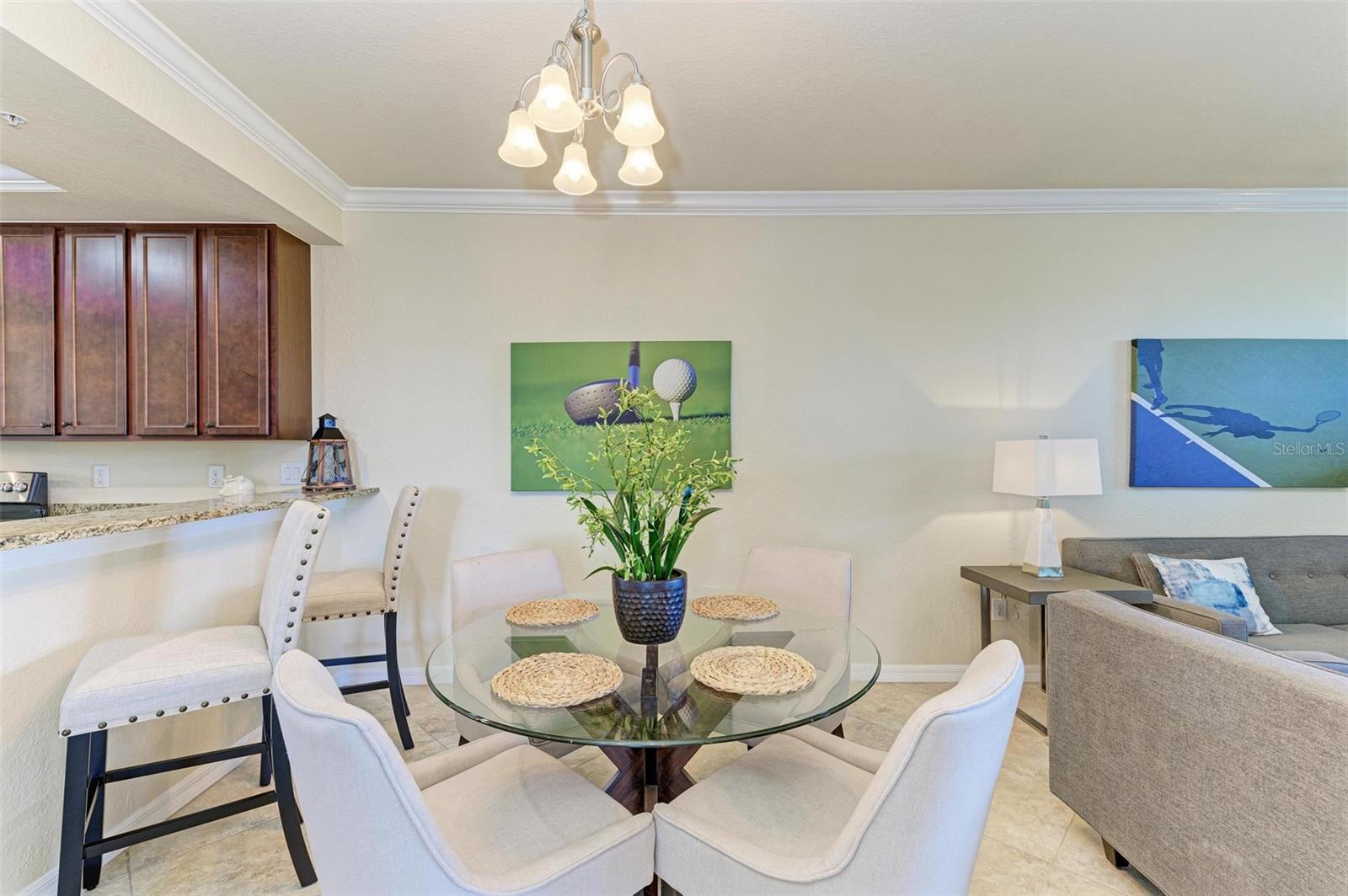 Image 8 of 45 For 5518 Palmer Circle 106