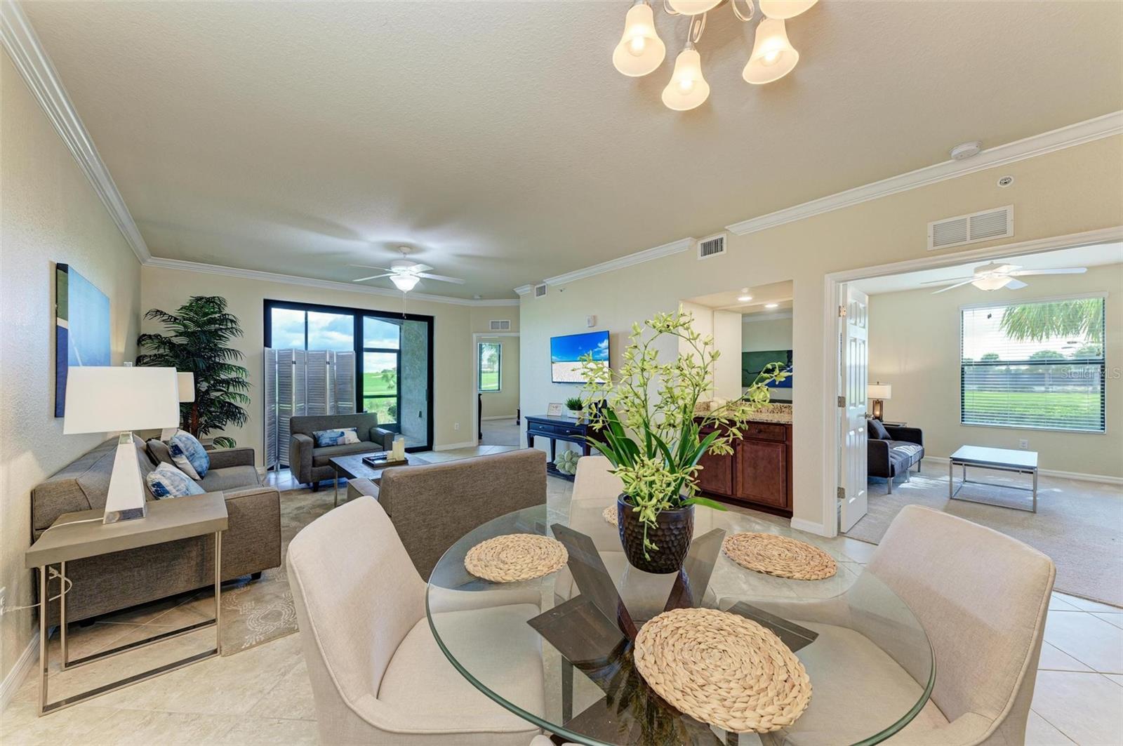 Image 9 of 45 For 5518 Palmer Circle 106