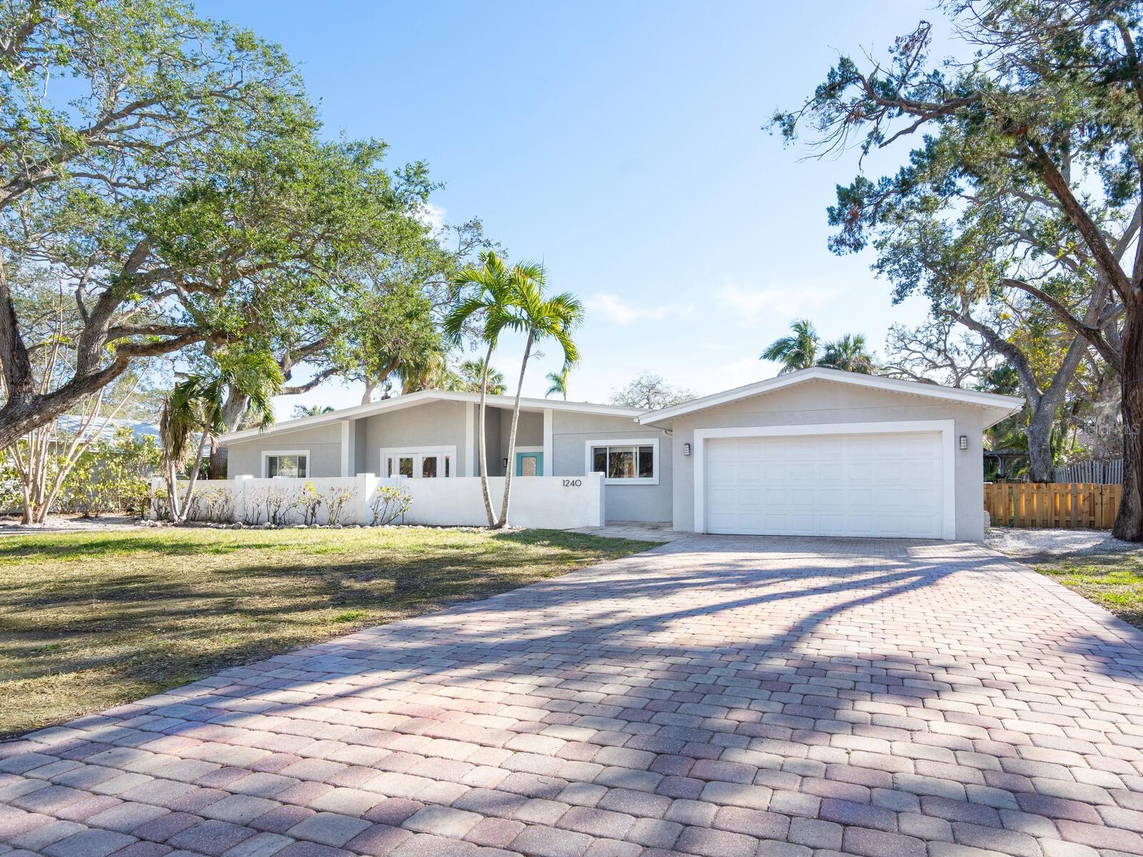 Details for 1240 Northport Drive, SARASOTA, FL 34242