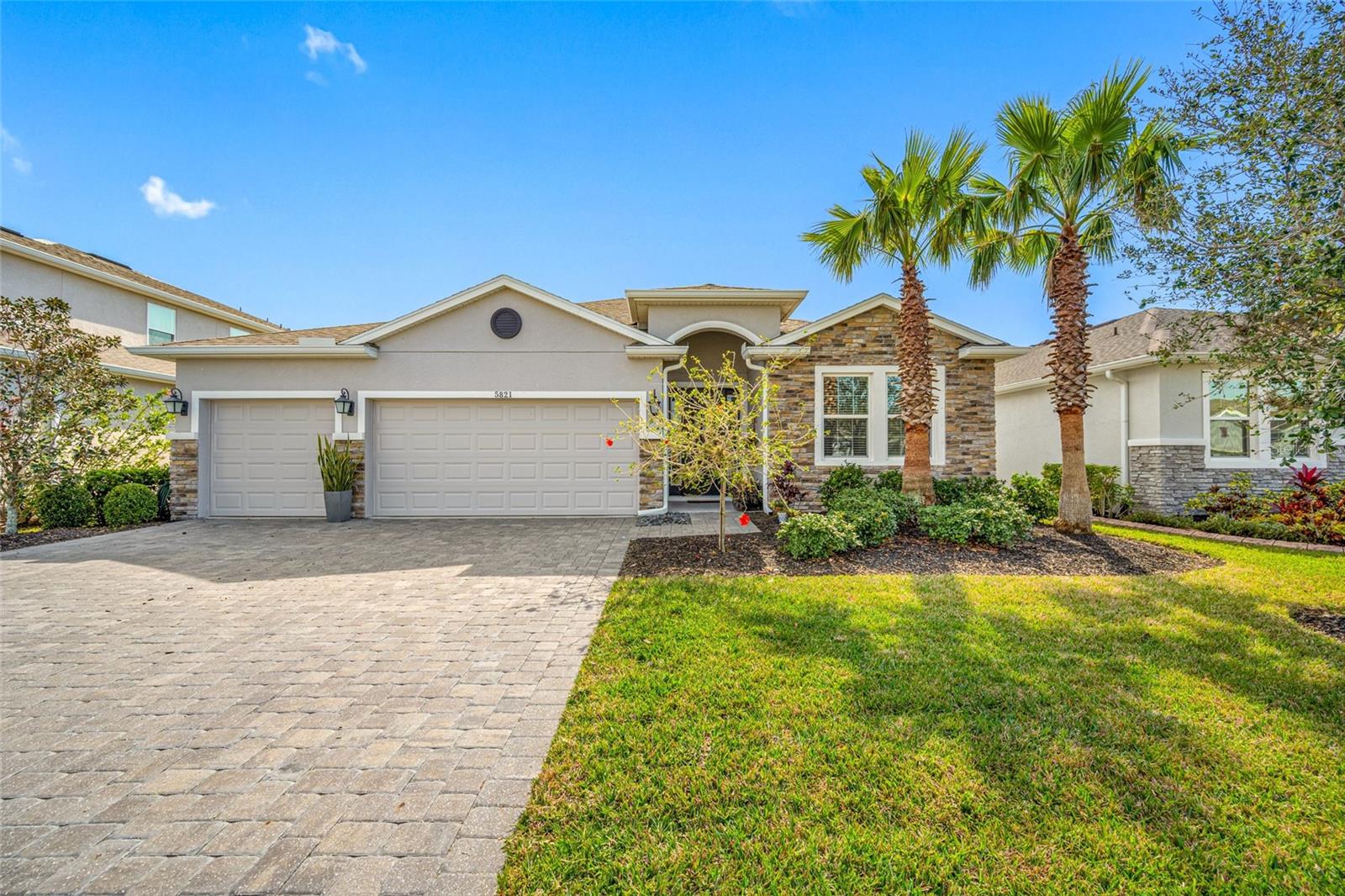 Details for 5821 Hevena Court, PALMETTO, FL 34221