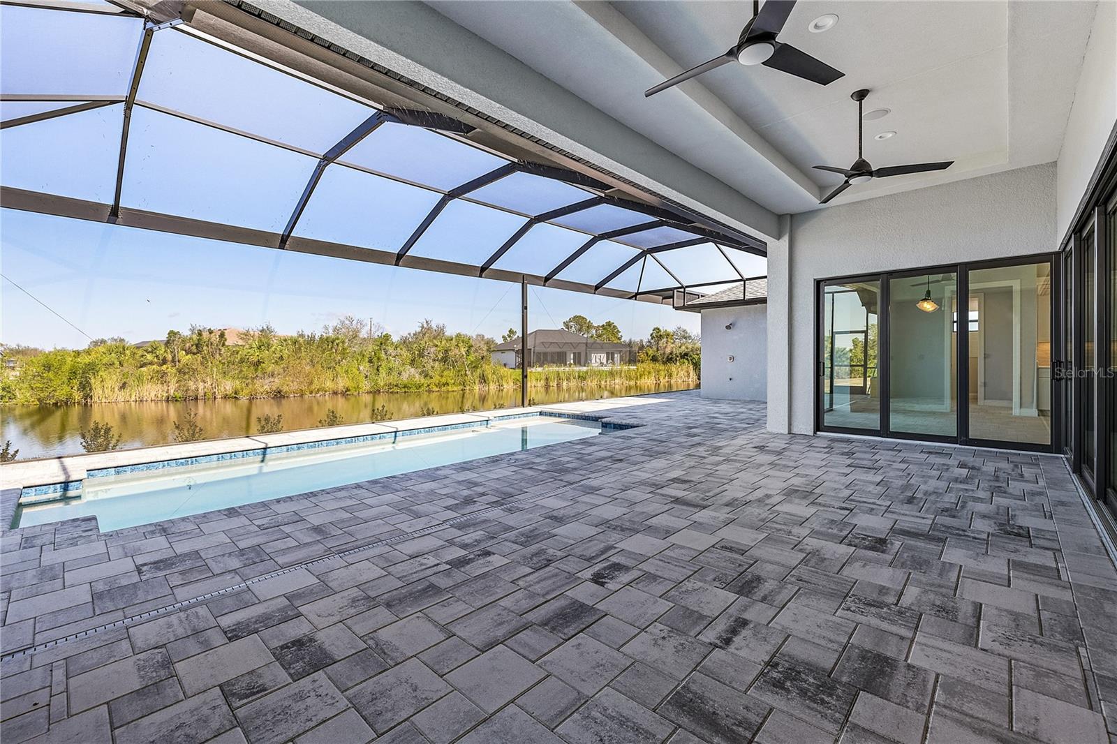 Image 11 of 62 For 15170 Altura Road