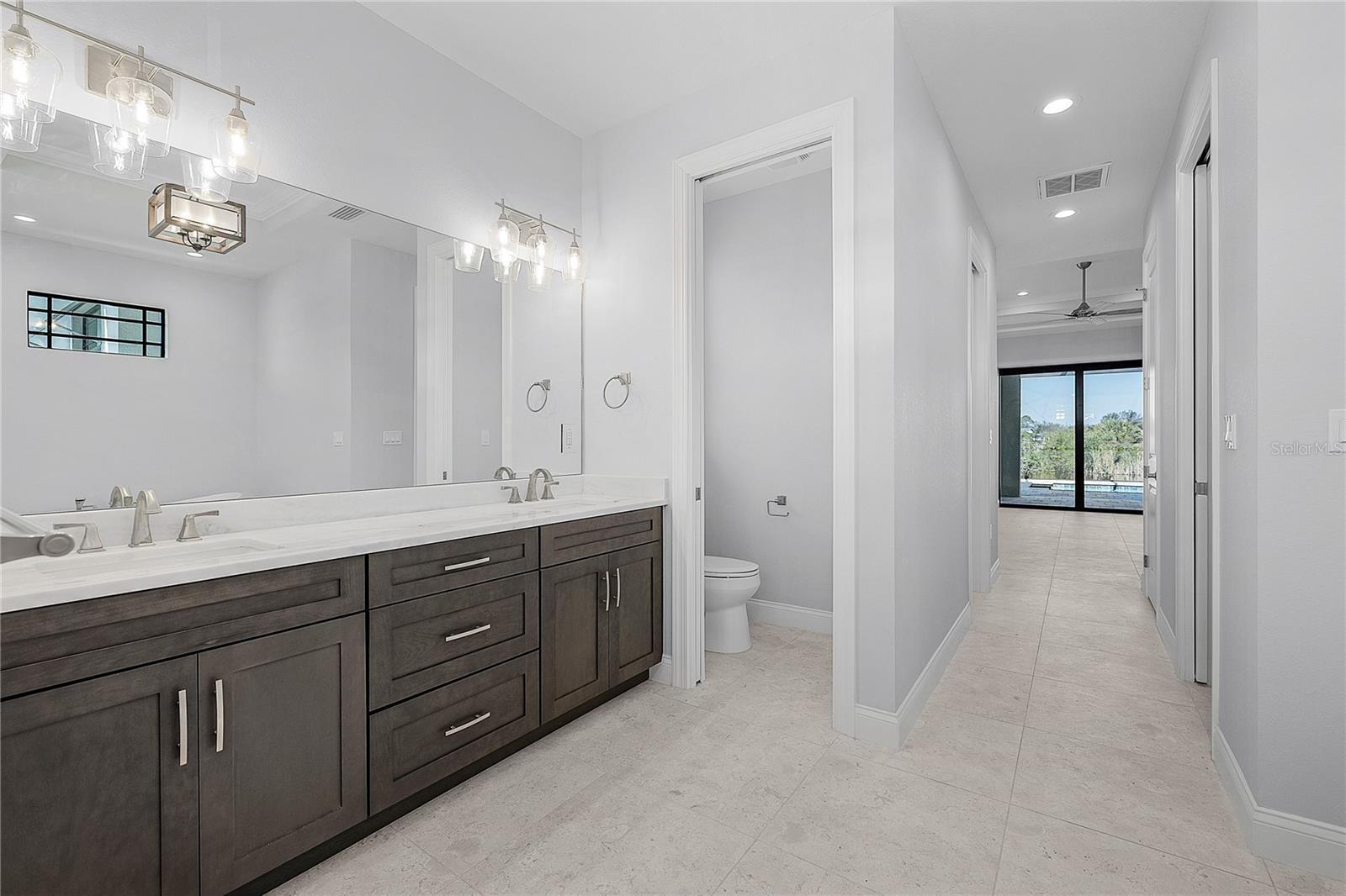 Image 24 of 62 For 15170 Altura Road