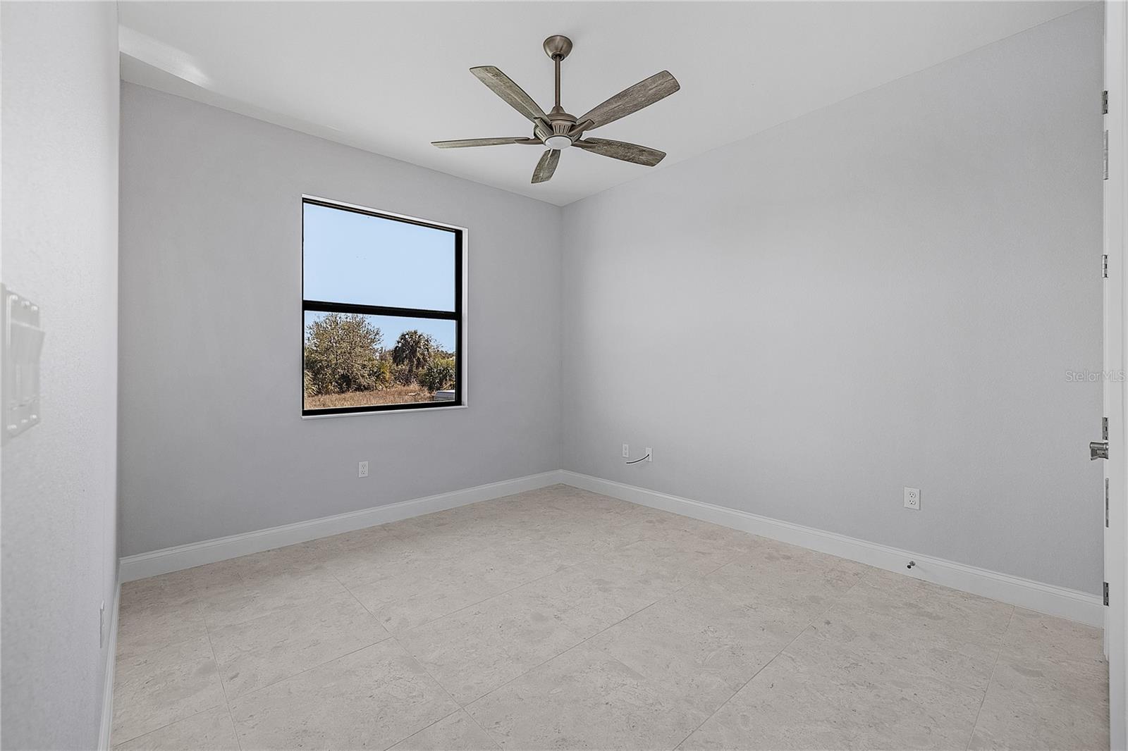 Image 38 of 62 For 15170 Altura Road