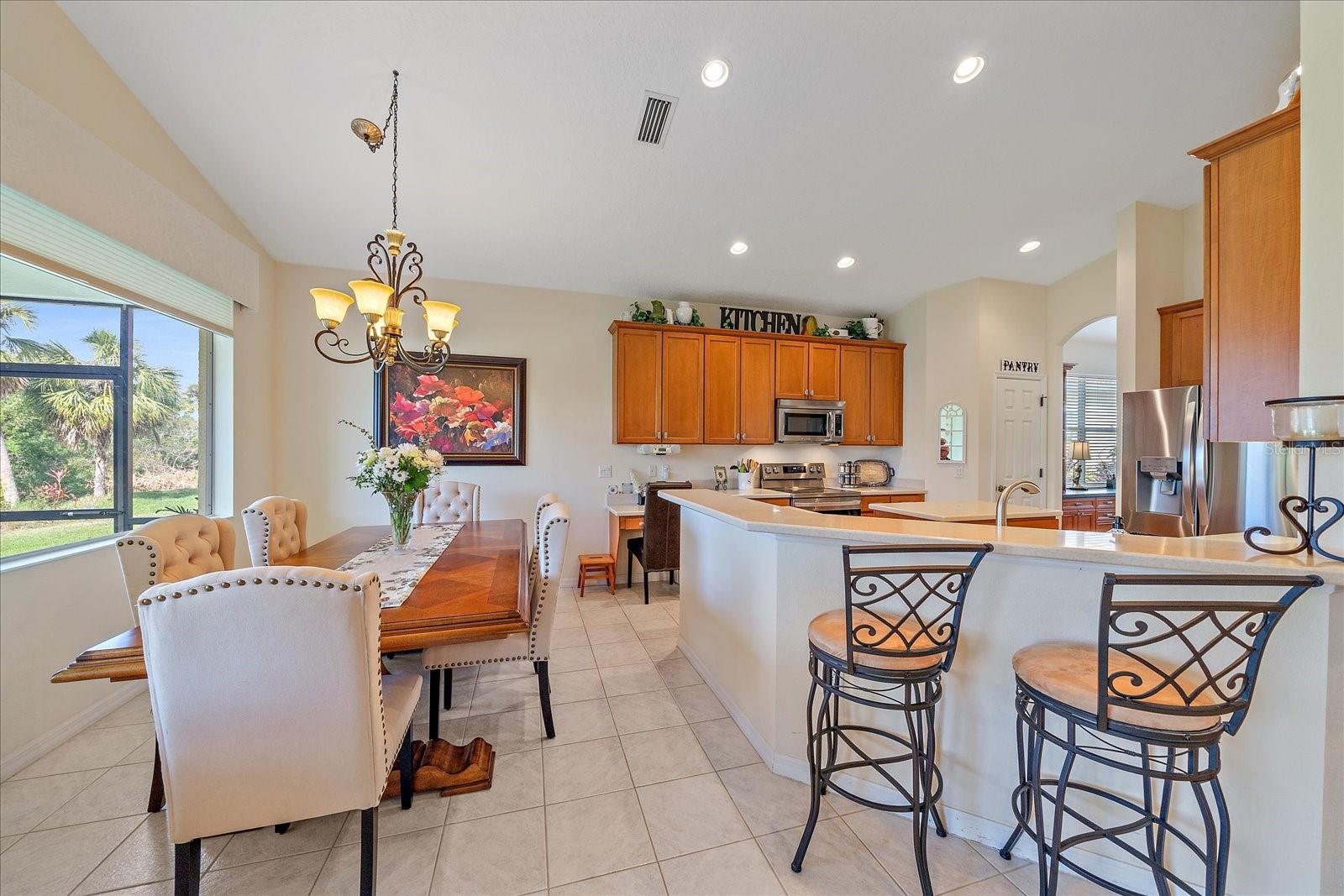 Image 11 of 43 For 6540 Tailfeather Way