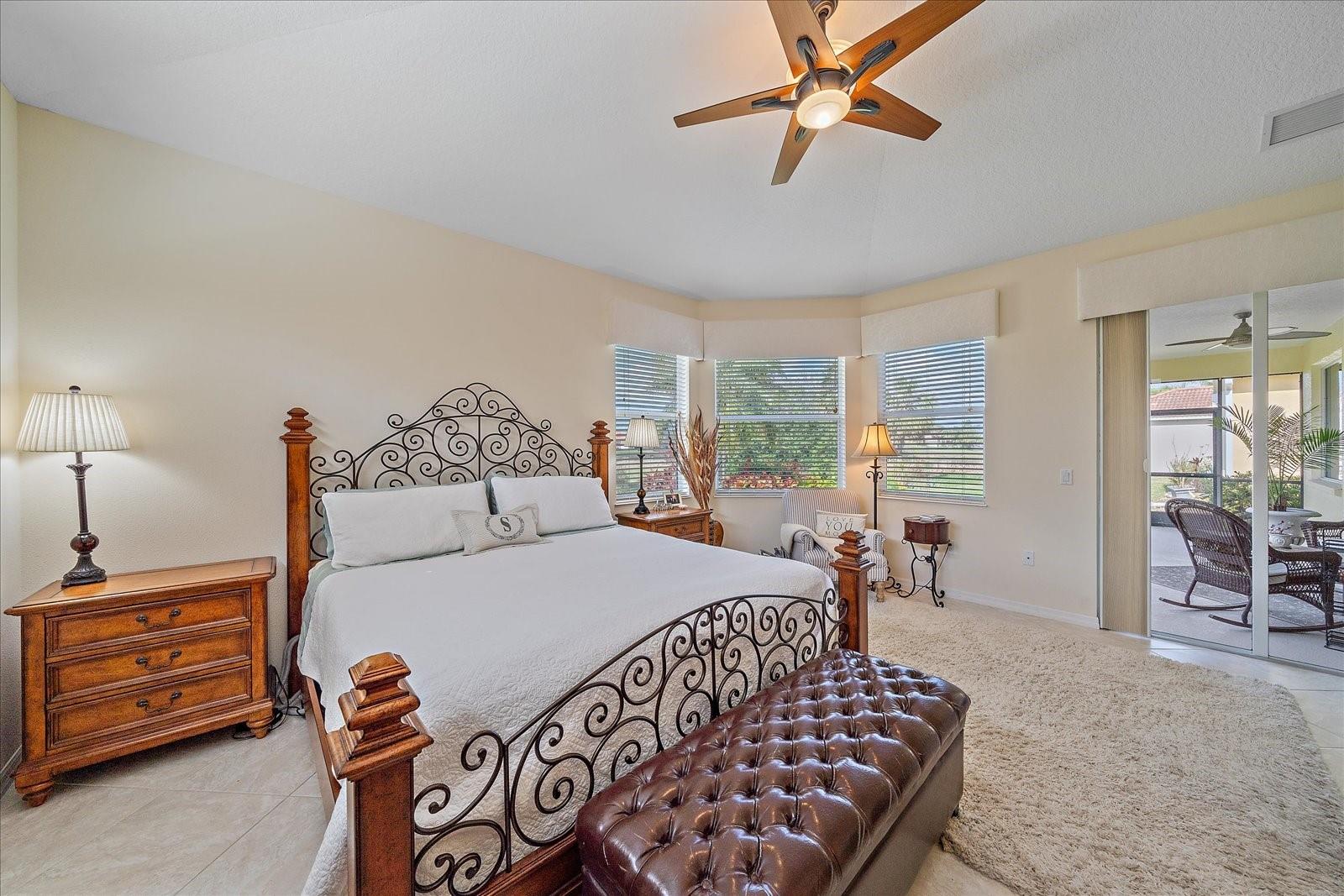 Image 19 of 43 For 6540 Tailfeather Way