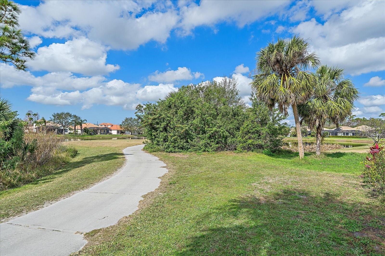 Image 38 of 43 For 6540 Tailfeather Way