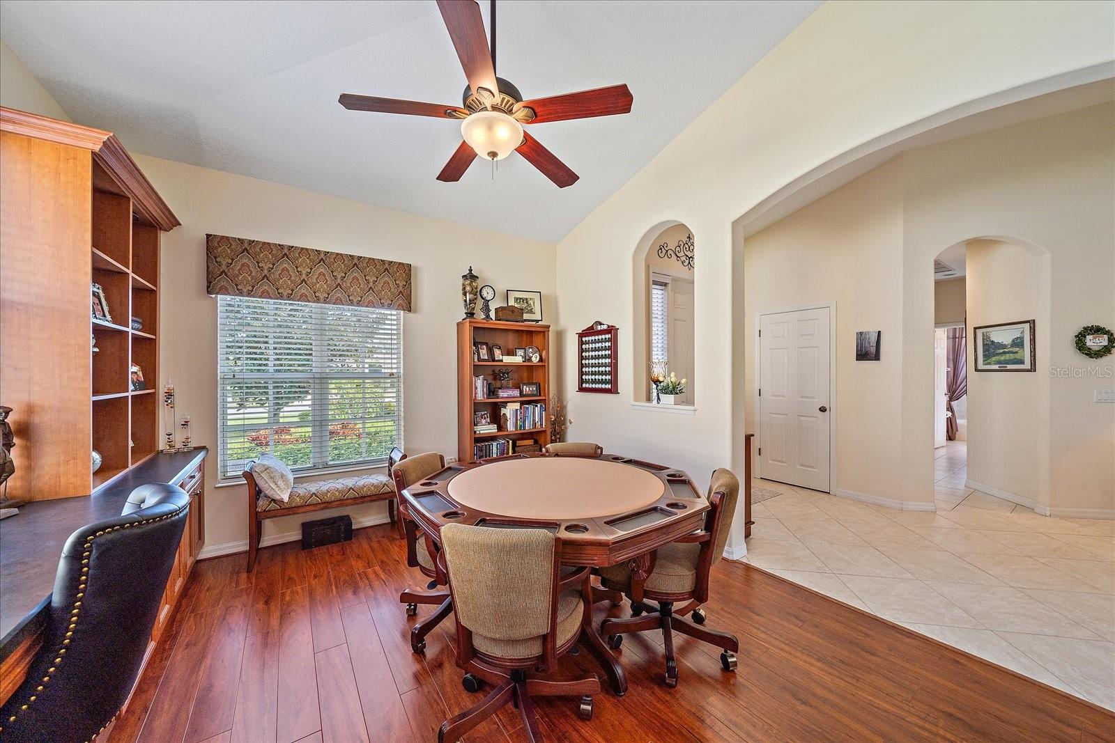 Image 5 of 43 For 6540 Tailfeather Way