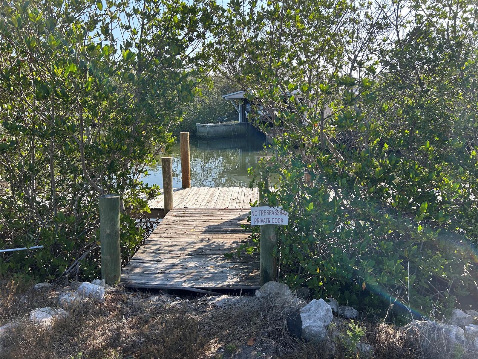 Listing photo id 55 for 4207 Marina View Way