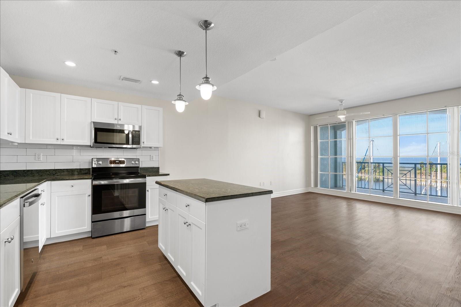 Image 4 of 30 For 536 Bahia Beach Boulevard 406a