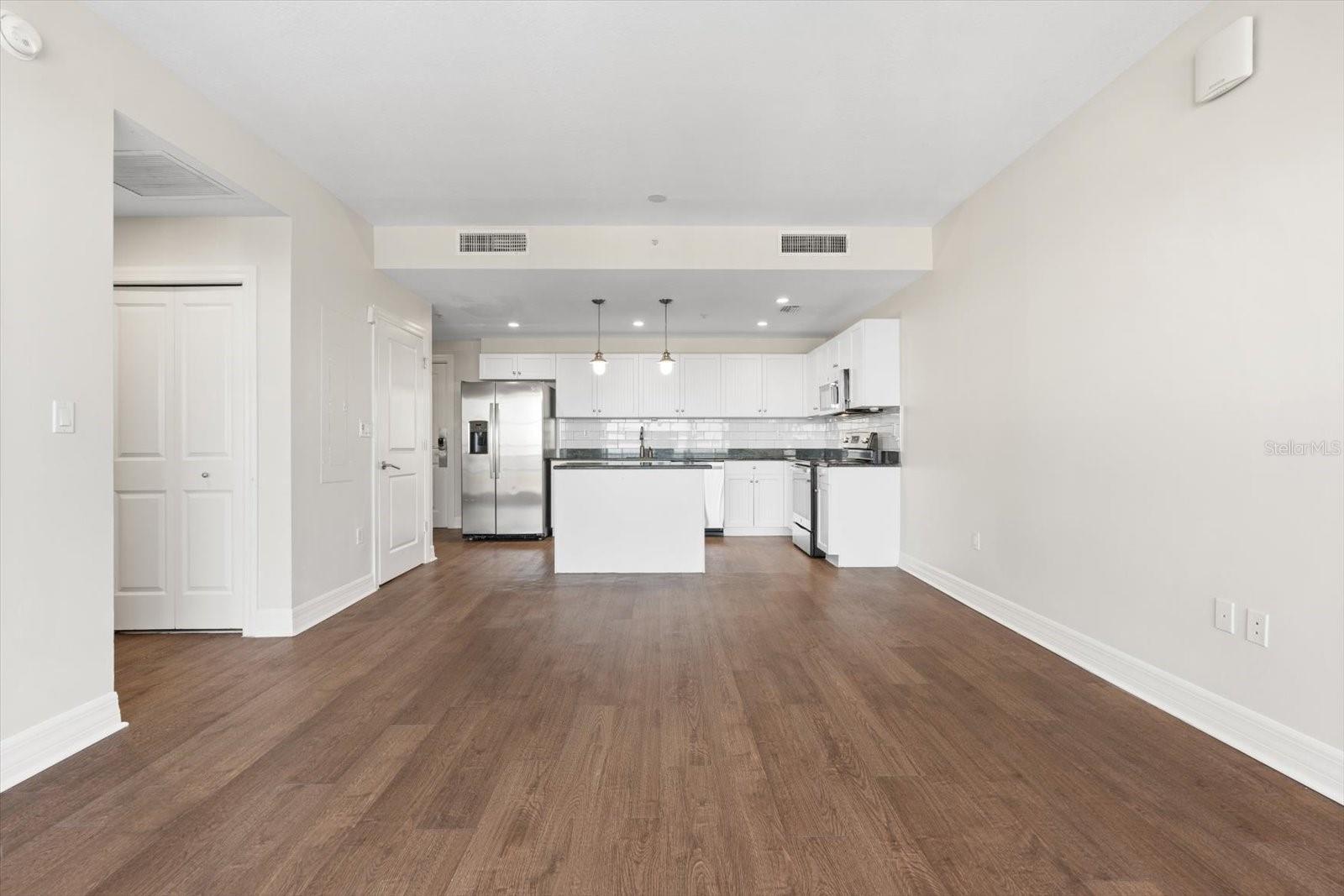 Image 6 of 30 For 536 Bahia Beach Boulevard 406a