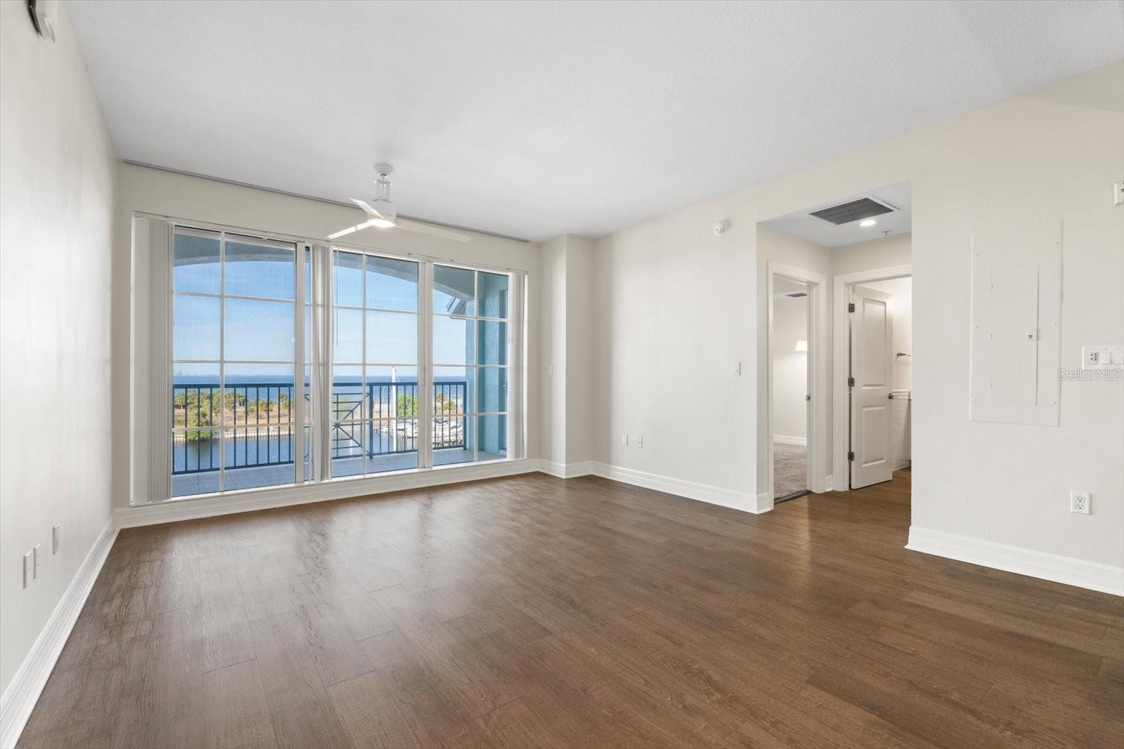 Image 7 of 30 For 536 Bahia Beach Boulevard 406a