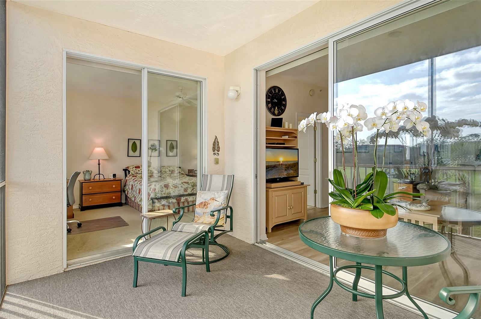Image 7 of 44 For 8735 Olde Hickory Avenue 8210