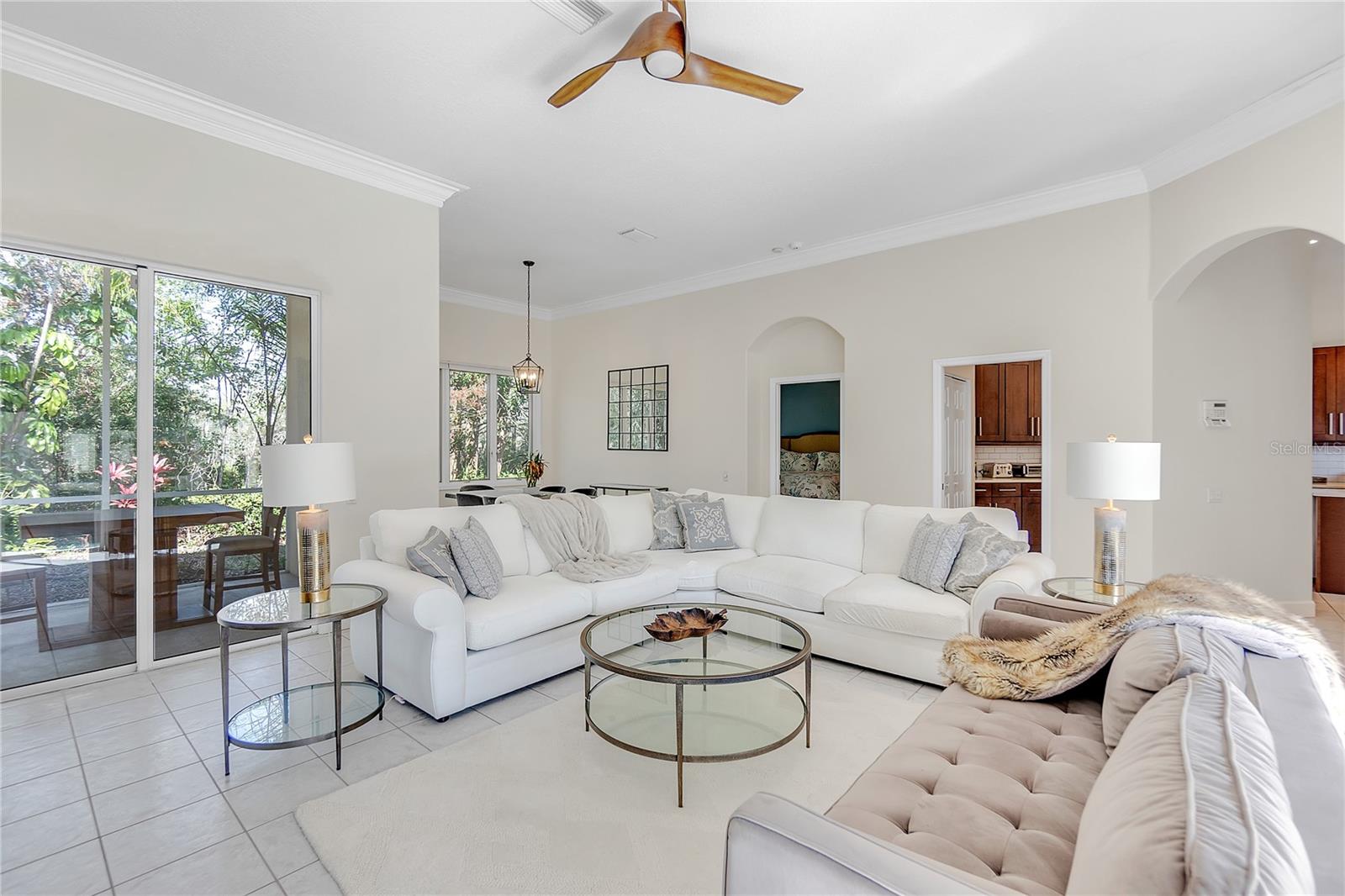 Image 15 of 50 For 8717 54th Avenue E
