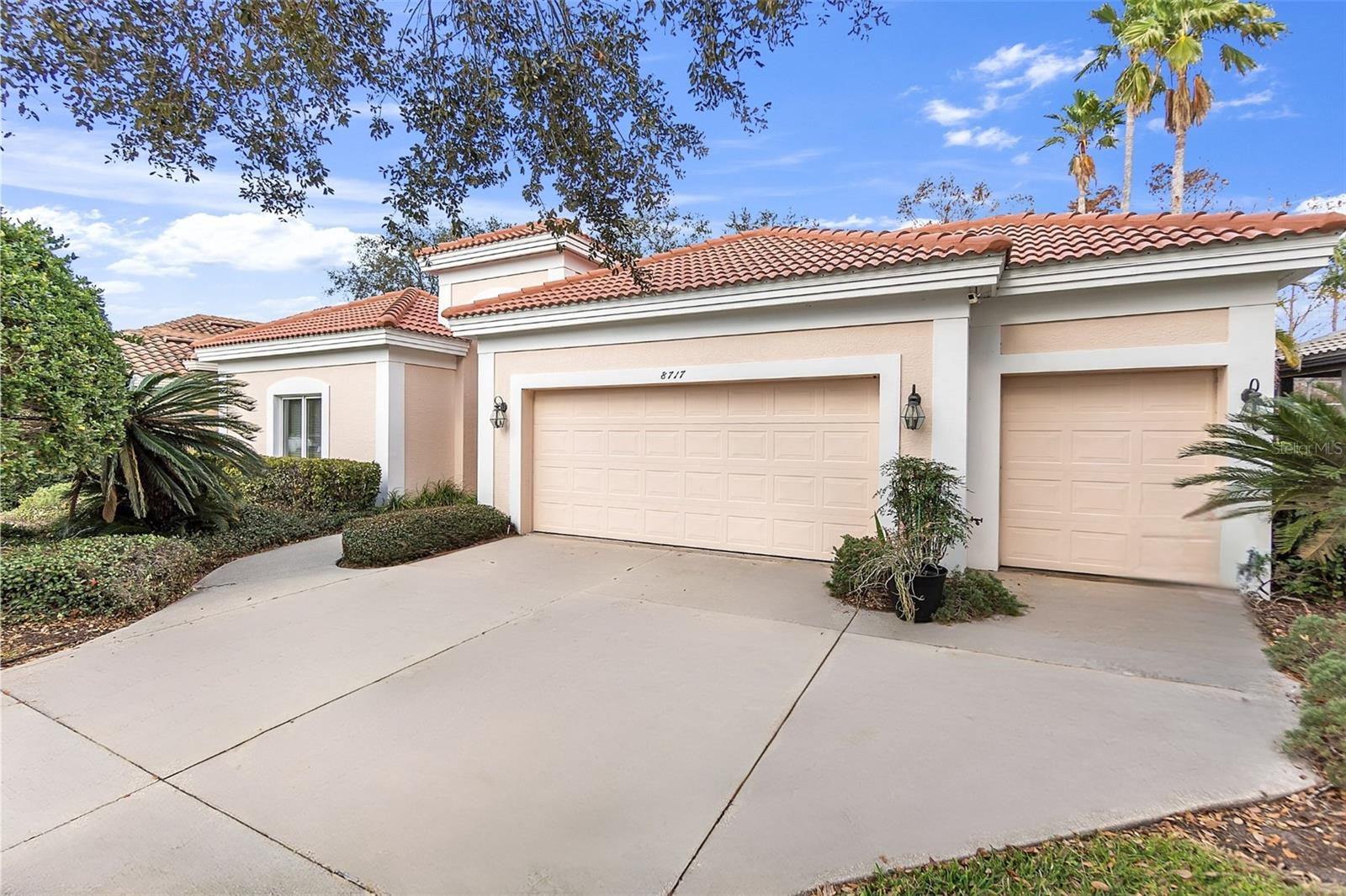 Image 2 of 50 For 8717 54th Avenue E