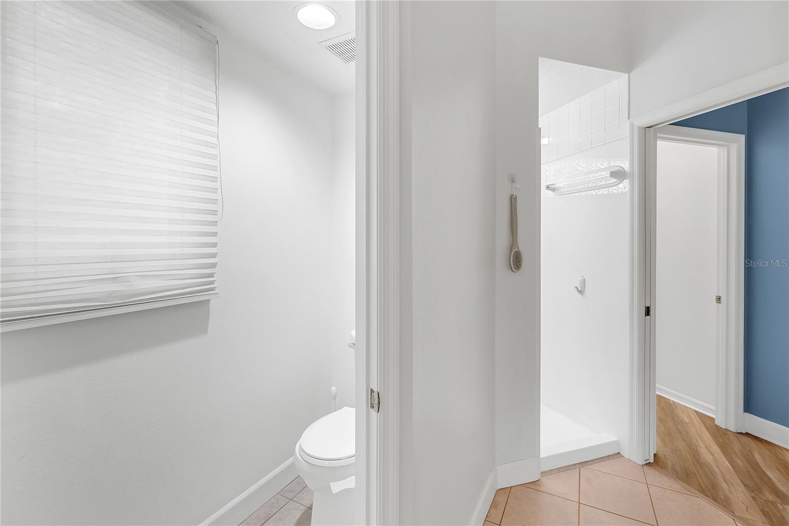 Image 23 of 50 For 8717 54th Avenue E