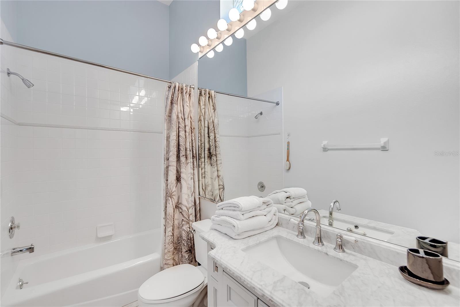 Image 34 of 50 For 8717 54th Avenue E