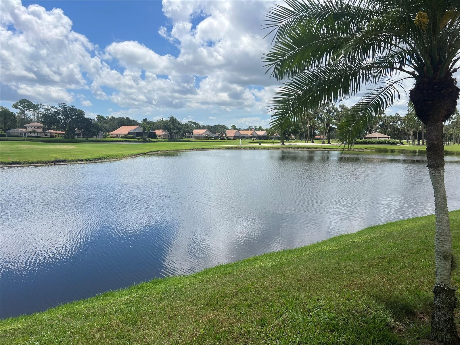 Image 15 of 18 For 7211 Country Club Drive N 135
