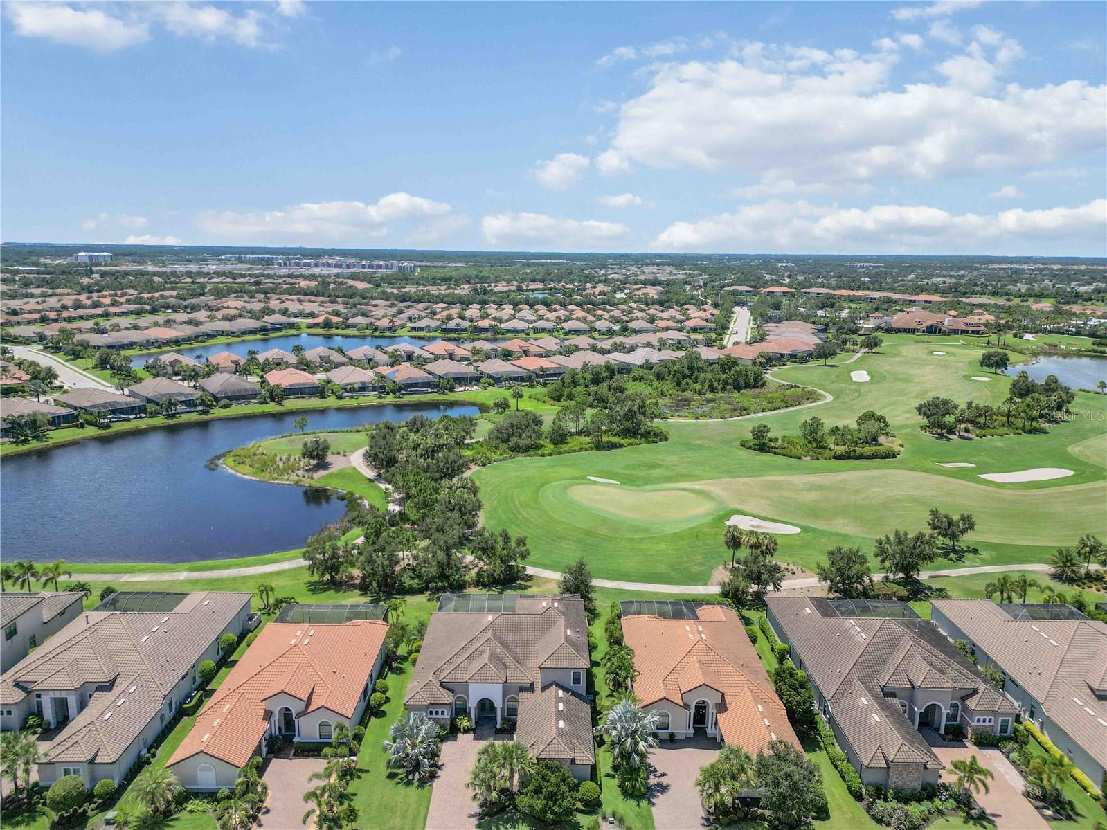 Listing photo id 75 for 4744 Benito Court