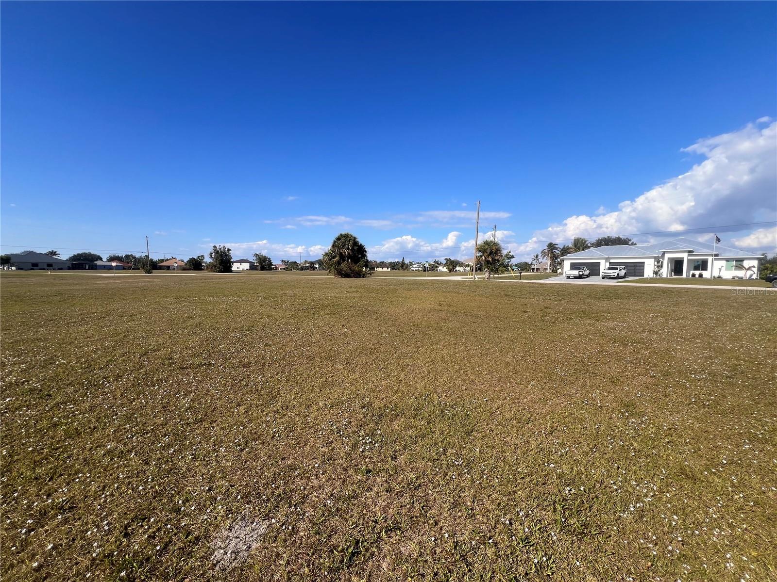 Image 9 of 15 For 24451 Cabana Road