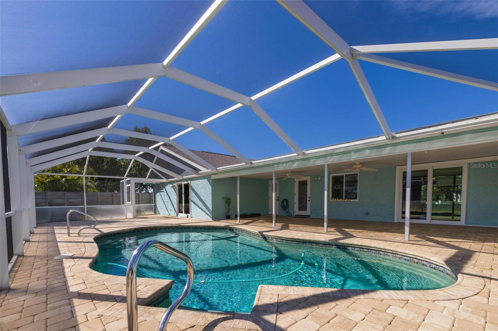 Image 2 of 50 For 3125 22nd Avenue