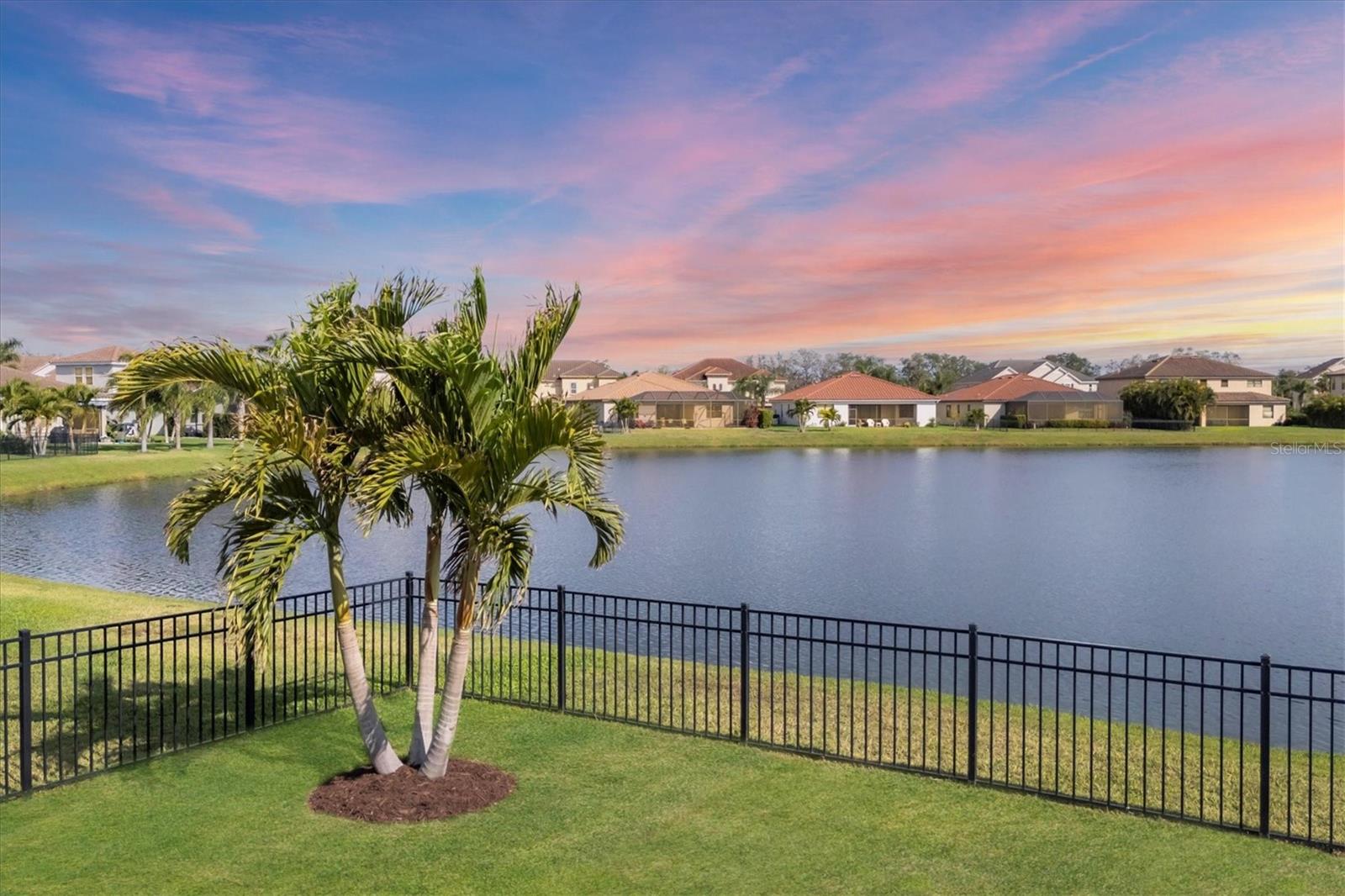 Listing photo id 1 for 13232 Saw Palm Creek Trail