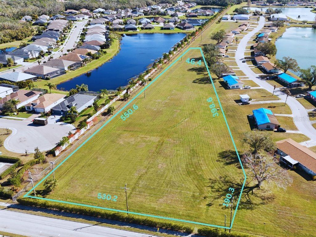 Image 3 of 7 For Aurora Boulevard