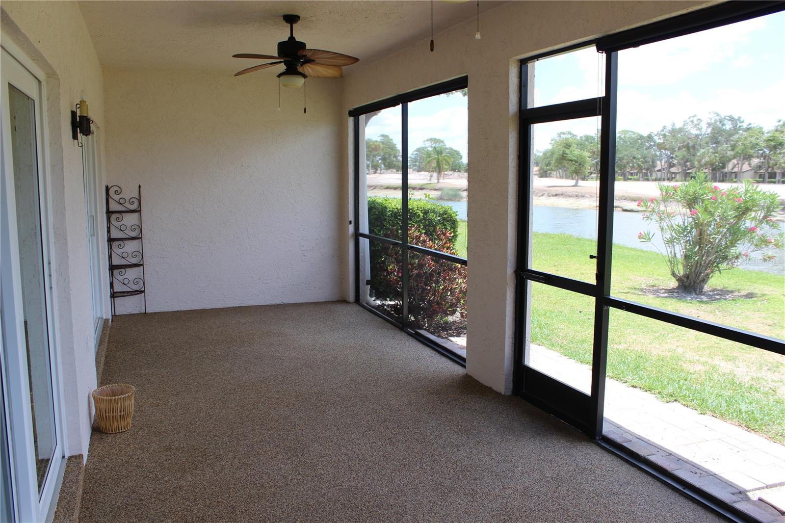 Image 40 of 47 For 7340 Golf Pointe Cir