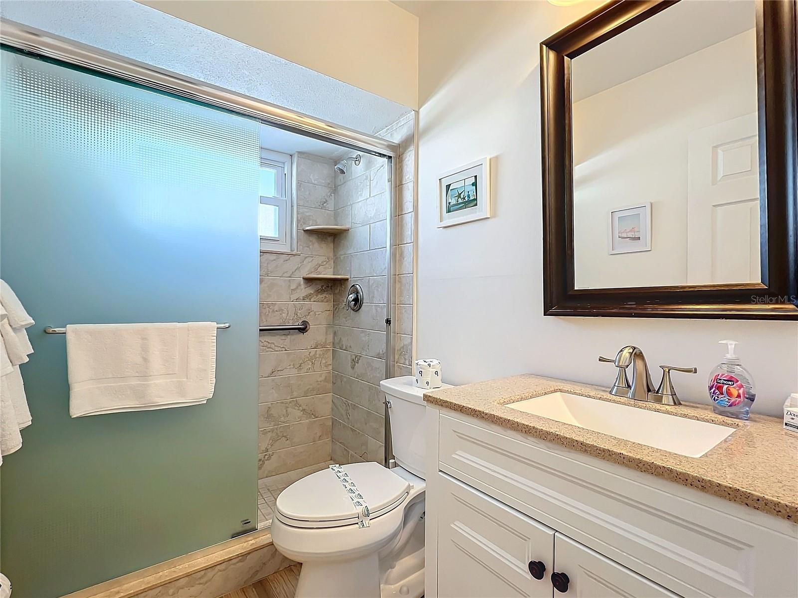 Image 14 of 42 For 207 75th Street E