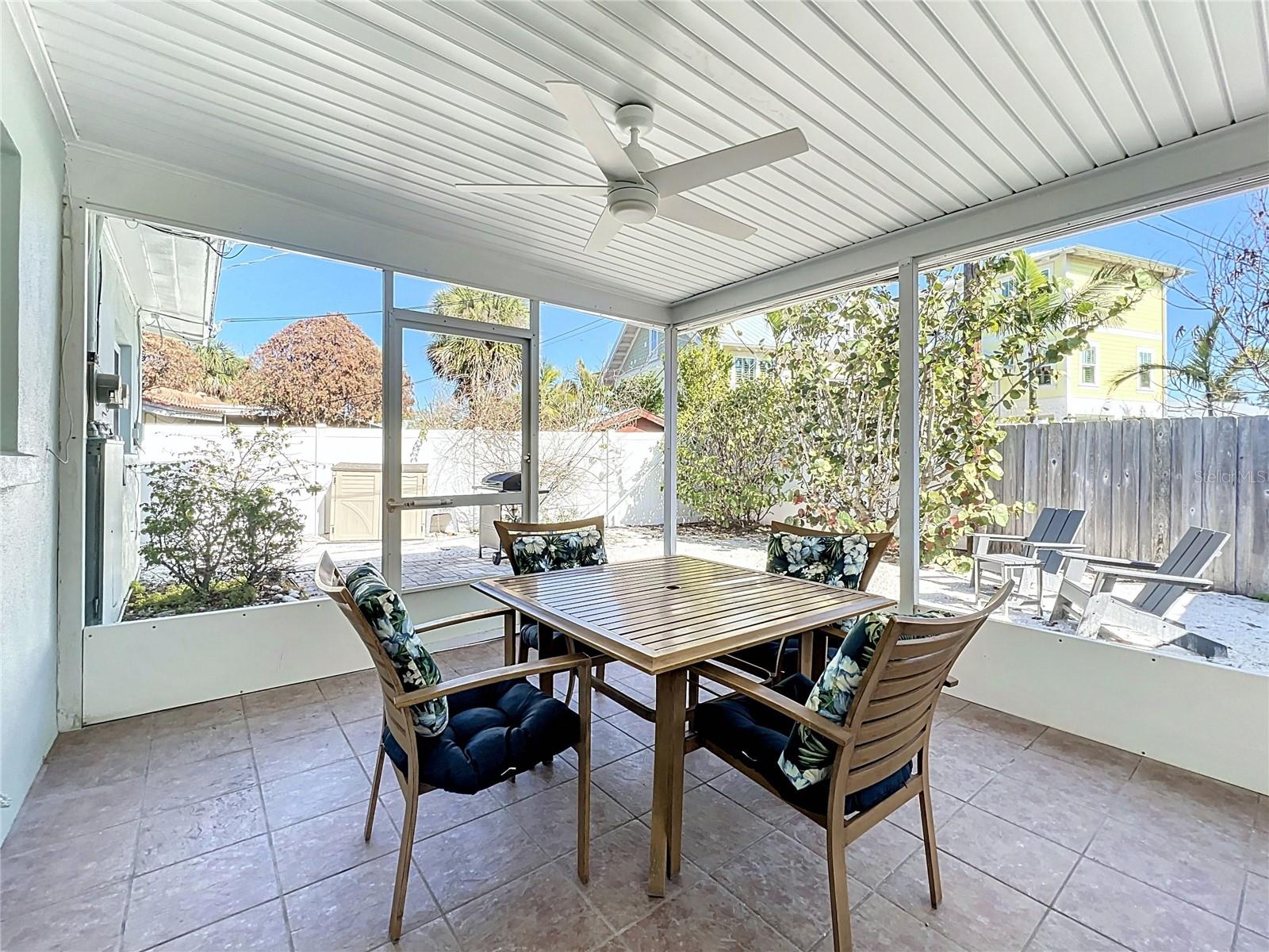 Image 16 of 42 For 207 75th Street E