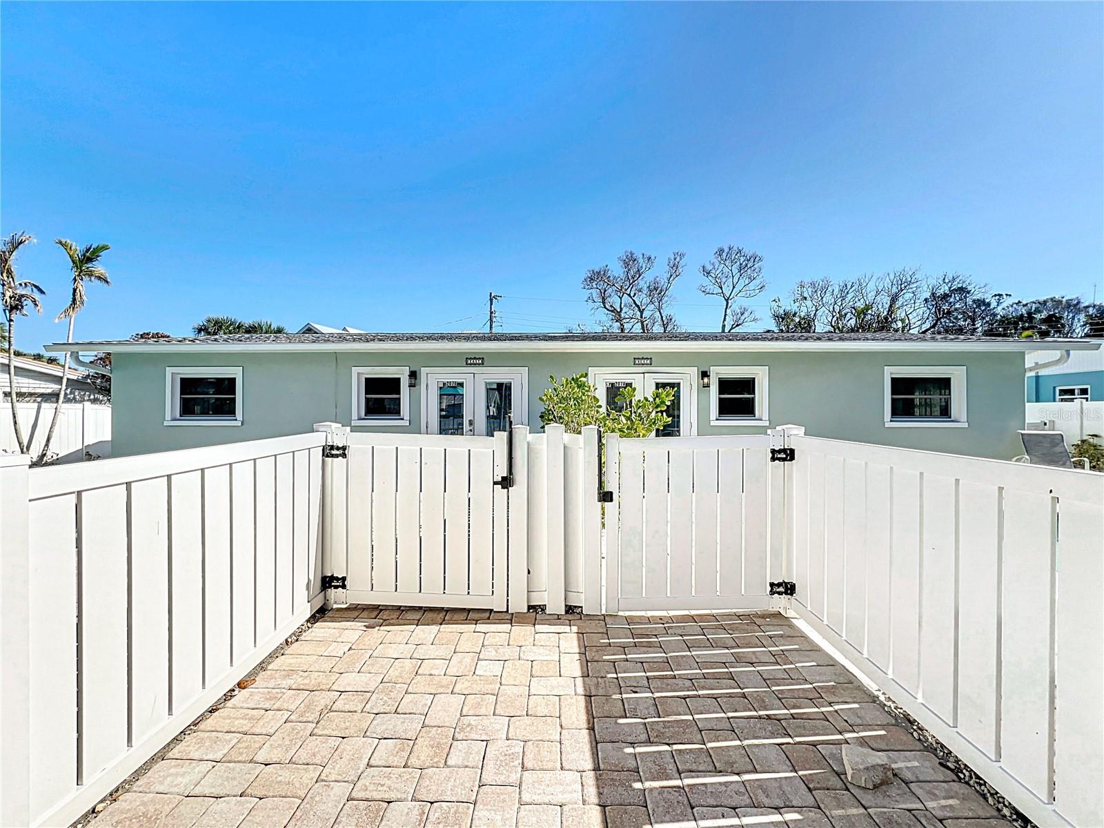Image 3 of 42 For 207 75th Street E