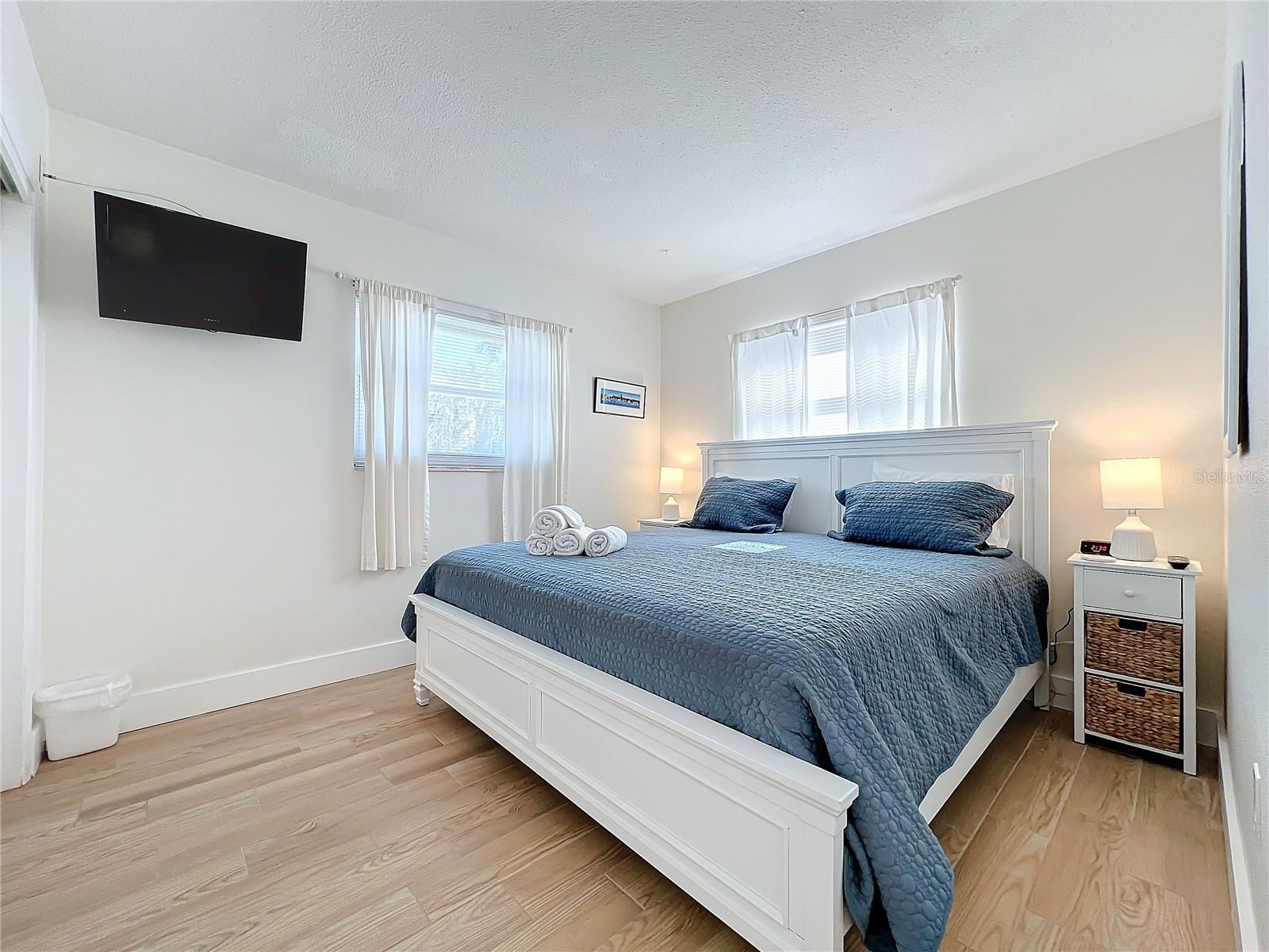 Image 30 of 42 For 207 75th Street E
