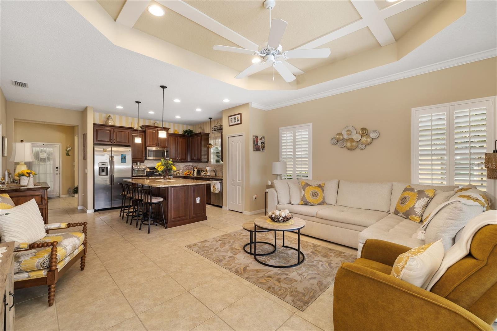 Listing photo id 16 for 12019 Sawgrass Lake Terrace