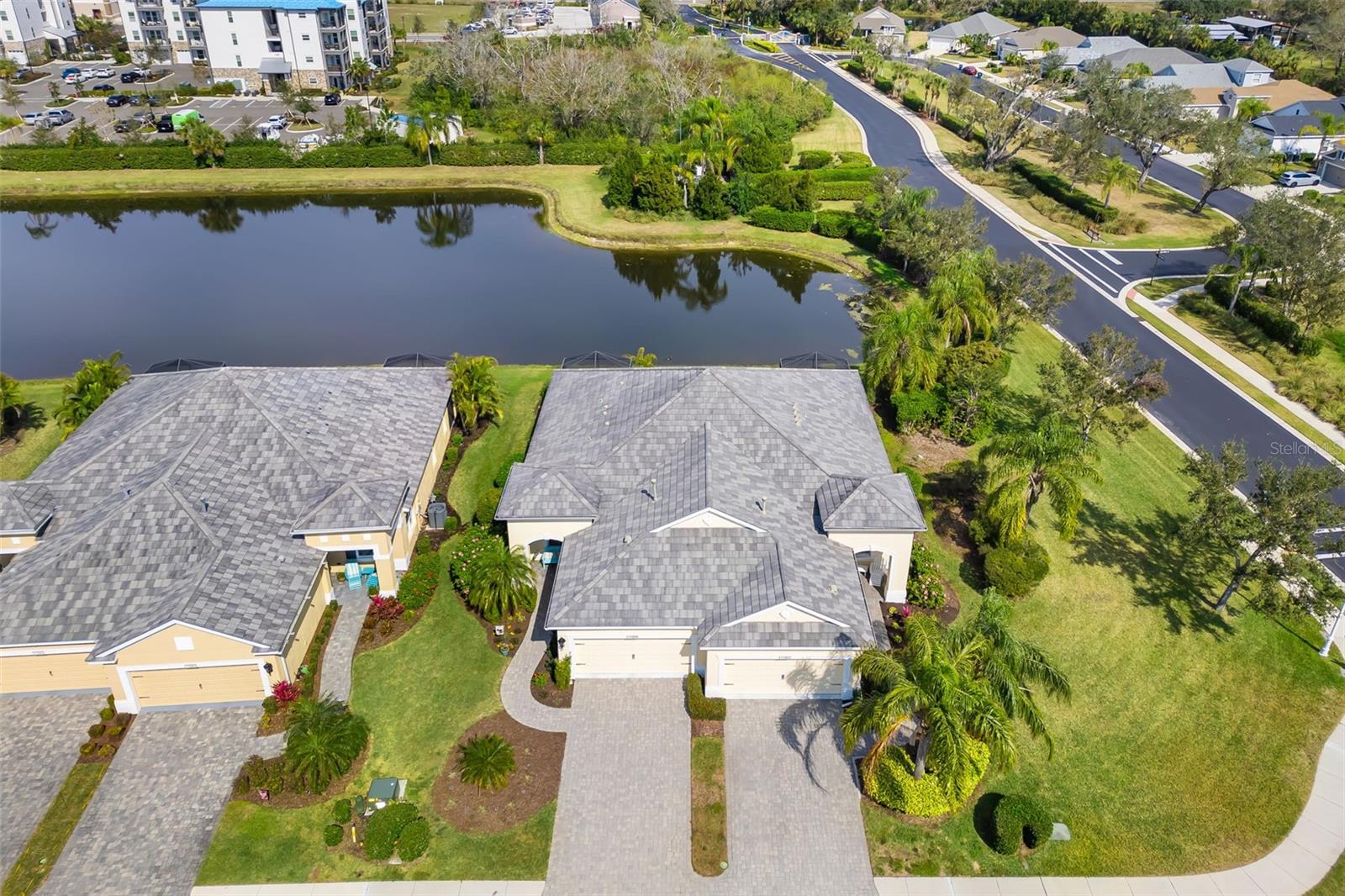 Listing photo id 31 for 12019 Sawgrass Lake Terrace