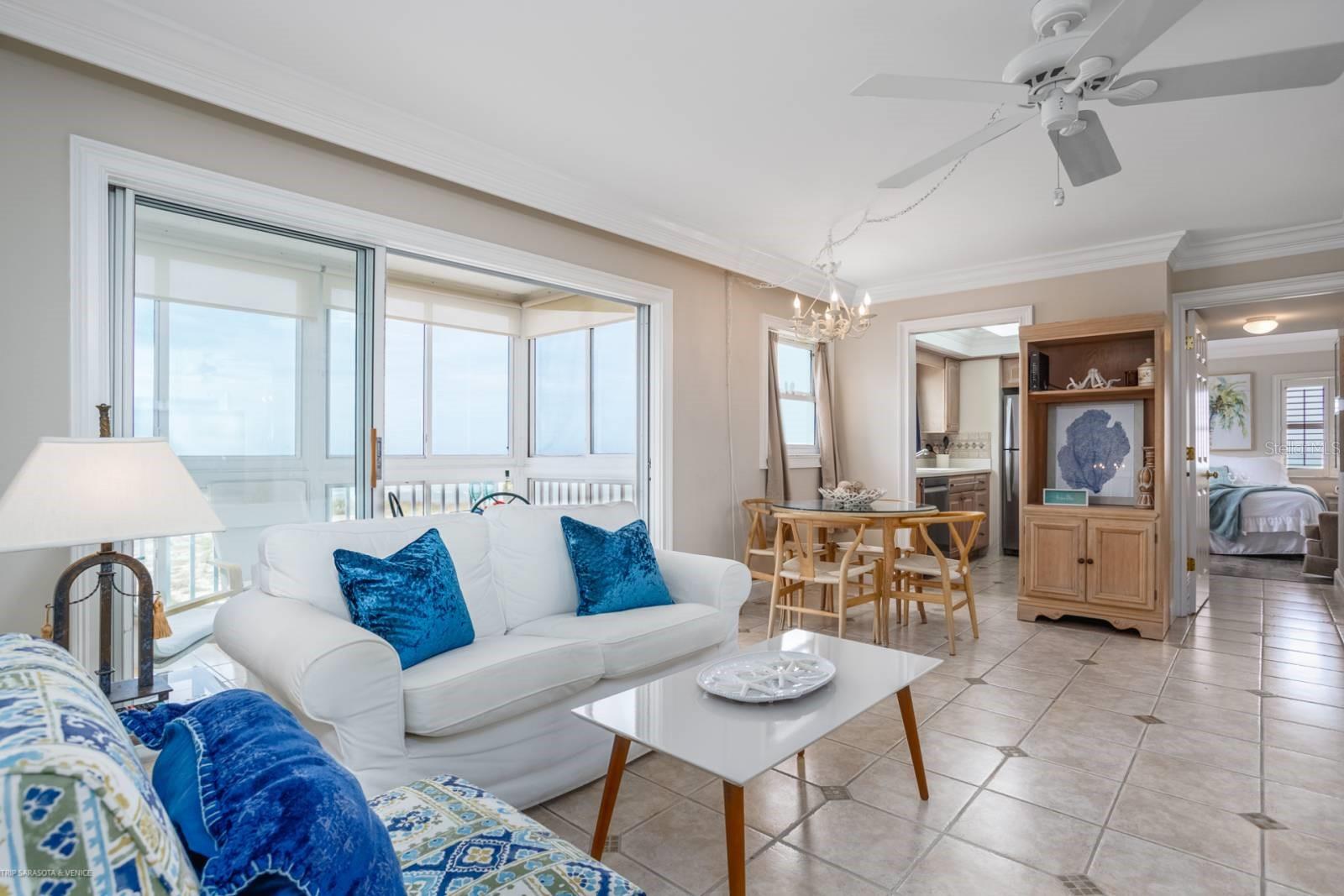 Image 2 of 20 For 1255 Tarpon Center Drive 315