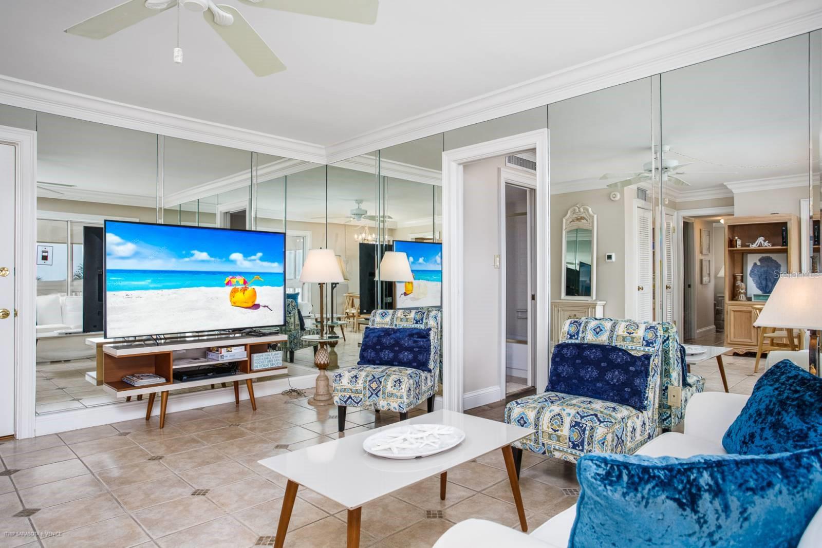 Image 3 of 20 For 1255 Tarpon Center Drive 315