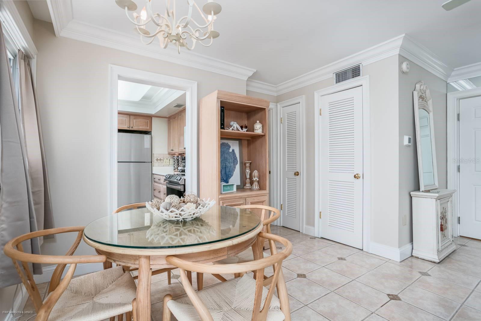 Image 7 of 20 For 1255 Tarpon Center Drive 315