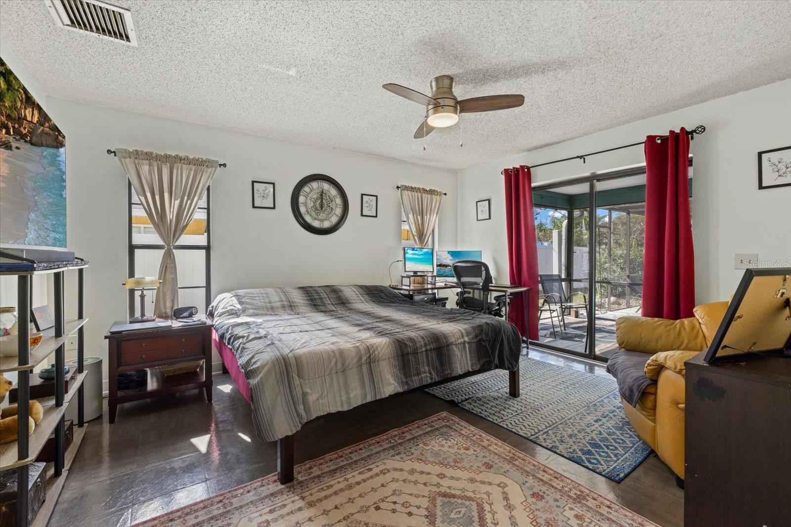 Image 11 of 27 For 5008 30th Street Court E